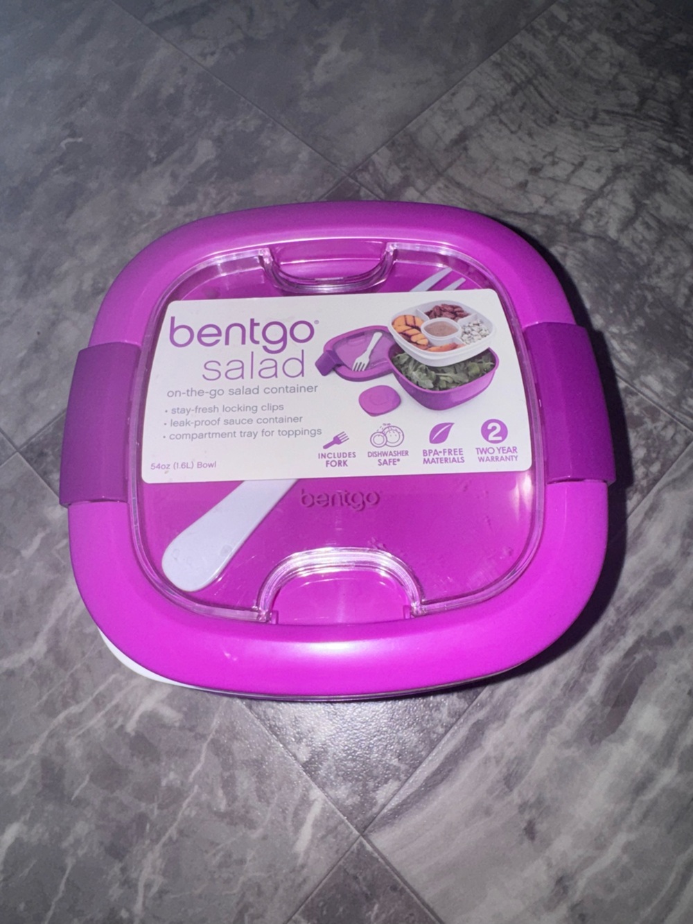 Bentgo Salad Lunch Container 54 oz Purple Compartment Tray Sauce Cup Fork
